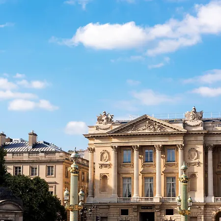 De Crillon Hotel 5*