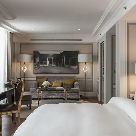 Hotel De Crillon