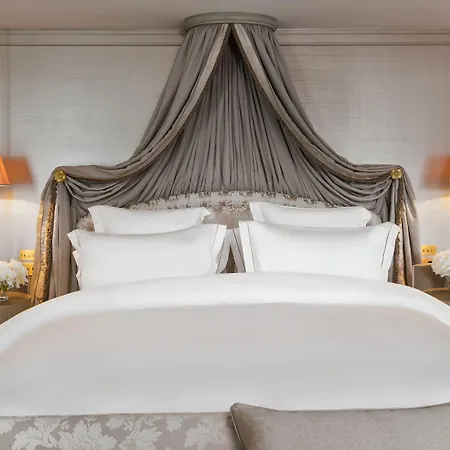 Hotel De Crillon 5*