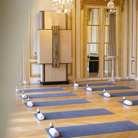 Hotel De Crillon